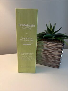CACTOX Pore Relief Gel Cleanser - Light Green